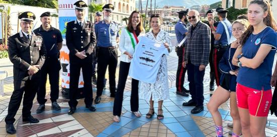 'La Carica dei 101 per la Ricerca-Lorenza Rosso, Stefania Fochesato e gruppo alla partenza