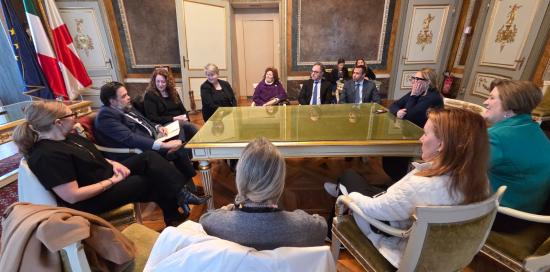 Un momento dell'incontro presso l'Ufficio di Rappresentanza di Palazzo Tursi Un momento dell'incontro presso l'Ufficio di Rappresentanza di Palazzo Tursi