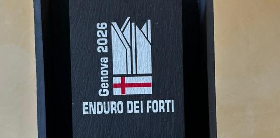 Il trofeo che sarà assegnato al vincitore