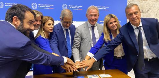I ministri Urso e Musumeci con l'assessore Bianchi
