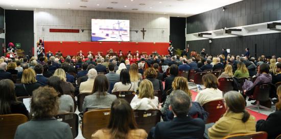 Un momento della cerimonia Un momento della cerimonia