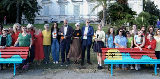 panchine villa croce