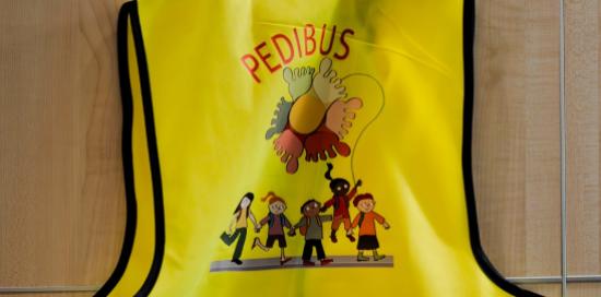 Mantellina "Pedibus" di ATS Liguria-ASL3 catarifrangente Mantellina "Pedibus" di ATS Liguria-ASL3 catarifrangente