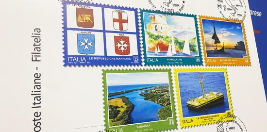 Un dettaglio dei cinque francobolli