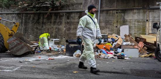 Intervento straordinario AMIU in via Cechov in Valpolcevera