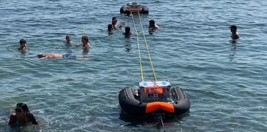 Swim lift in acqua