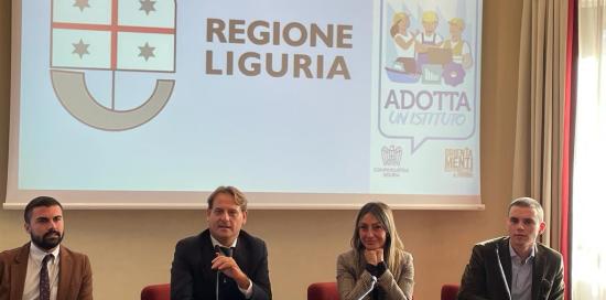 adotta un istituto