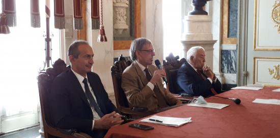 Tavolo relatori presentazione  Casa Tecnologie