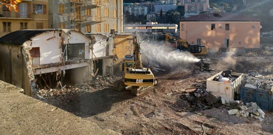 Foto del cantiere dove sorgeva la vecchia rimessa