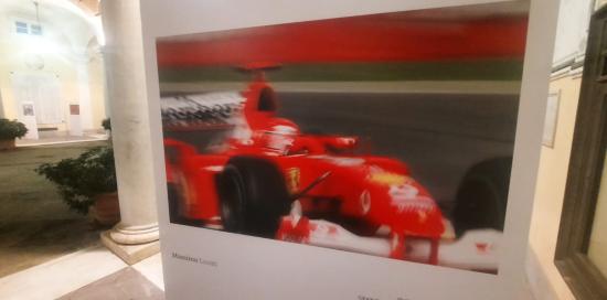 Foto in mostra - Michael Schumacher al GP di Imola del 2003