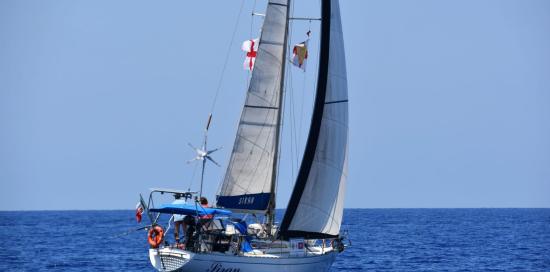 Una barca partecipante alla prima edizione