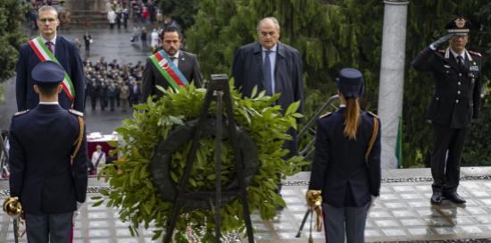 Commemorazione caduti di tutte le guerre Commemorazione caduti di tutte le guerre