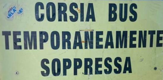 segnale corsia bus soppressa