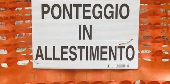 ponteggio in allestimento