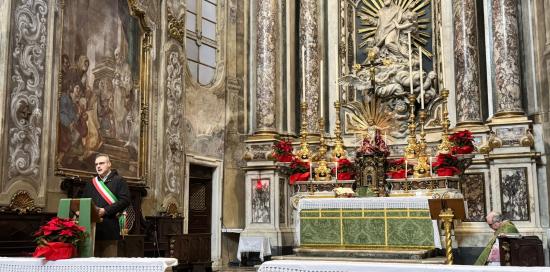 Il presbiterio della Chiesa di San Filippo Neri 