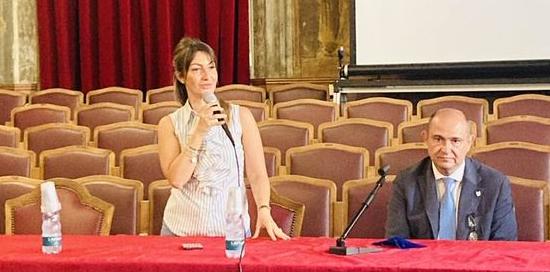 assessore Francesca Corso cerimonia Master internazionale in Advanced Aesthetic and Restorative Dentistry