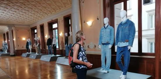 Genovajeans