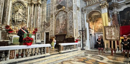 L'orazione commemorativa del facente funzioni sindaco Piciocchi nella splendida cornice della Chiesa di San Filippo Neri