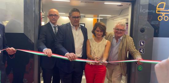 taglio del nastro nuovi treni regionali