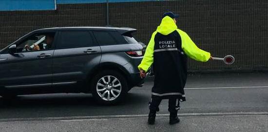 agente di polizia locale