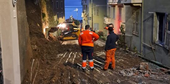 Personale Aster impegnato sulla frana di via Nicoloso da Recco a Pegli (foto di repertorio)