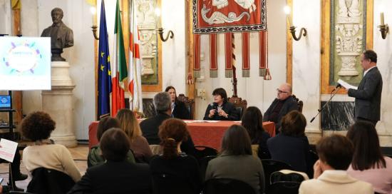 L'intervento dell'assessora Pericu durante la conferenza stampa