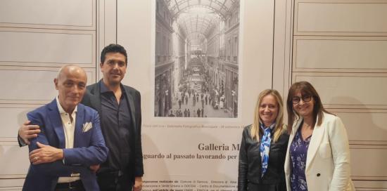 Galleria Mazzini foto di gruppo con assessore Bordilli