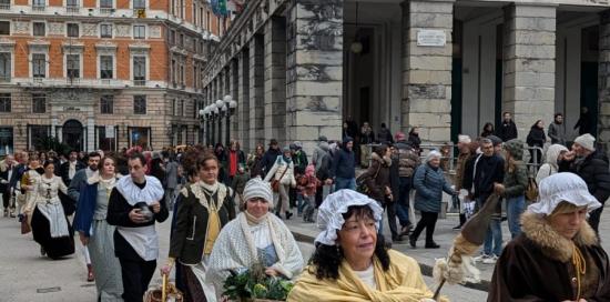 Un corteo in piazza De Ferrari