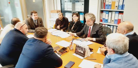 L'assessore Mascia durante l'incontro a Palazzo Tursi con i sindacati e i rappresentanti della Nuovo Borgo Terminal Container