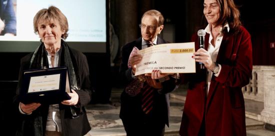 La consegna del secondo premio: presente anche Pier Antonio Zannoni ideatore del Premio