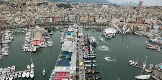 Veduta del Porto Antico di Genova