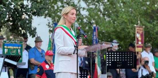 L'intervento della sindaca Salis durante la cerimonia di commemorazione L'intervento della sindaca Salis durante la cerimonia di commemorazione alla Radura della Memoria