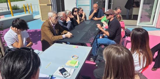 Il tavolo di coprogettazione dei nuovi spazi con la partecipazione di singoli cittadini e associazioni