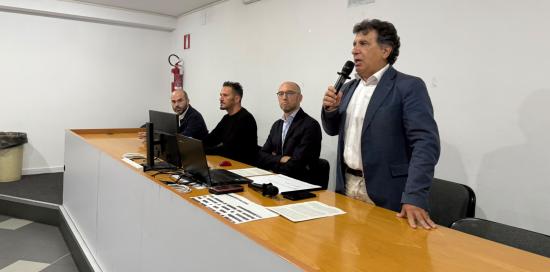 Intervento dell'assessore Ferrante. Presente anche il presidente di Municipio ColnaghiIntervento dell'assessore Ferrante. Presente anche il presidente di Municipio Colnaghi Intervento dell'assessore Ferrante. Presente anche il presidente di Municipio Colnaghi