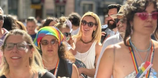 La sindaca Salis al corteo del Liguria Pride