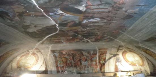 Affresco a intradosso prima del restauro