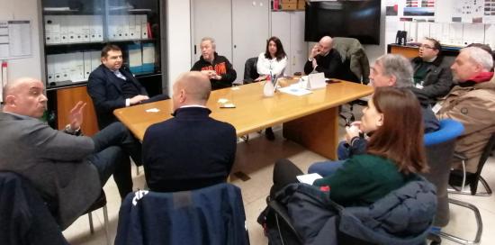 Algowatt, tavolo riunione con lavoratori e Mascia