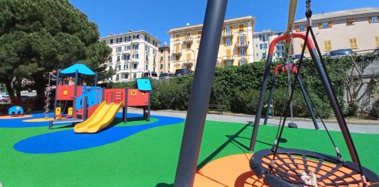 Area Gioco Giardini G. Piccardo a Voltri 2