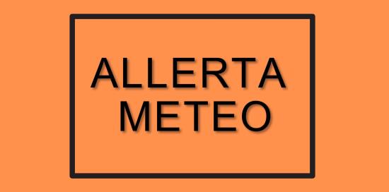 sfondo arancione e scritta centrale "ALLERTA METEO" contornata da rettangolo