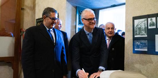 giornata unità d Italia 2023 Toti e Zangrillo firmano registro 