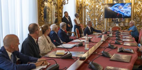 Il tavolo della conferenza stampa: presente anche il presidente della Camera di Commercio Attanasio