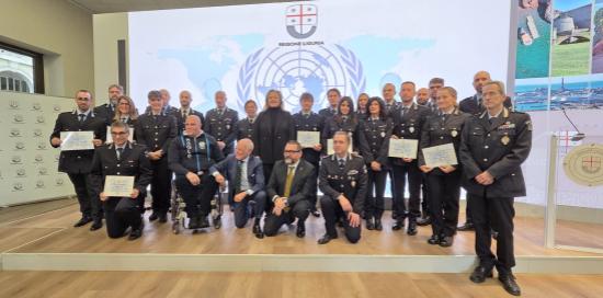 Consegna elogi ad agenti Polizia Locale-Foto di gruppo