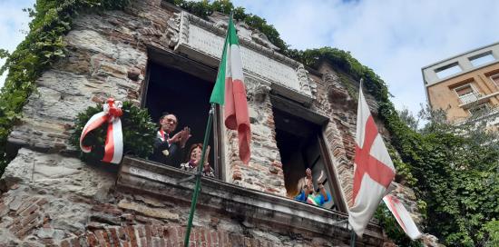 Deposizione corone d'alloro a Porta Soprana