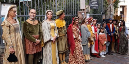 Deposizione corone d'alloro a Porta Soprana-Figuranti