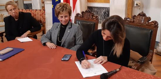 Firma Francesca Corso (Comune di Genova)