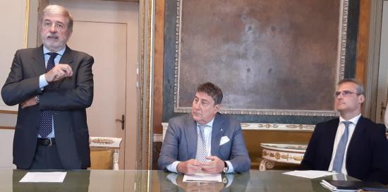 Firma accordo Comune di Genova e Banca di Sviluppo Consiglio d'Europa-Bucci, Monticelli, Piciocchi
