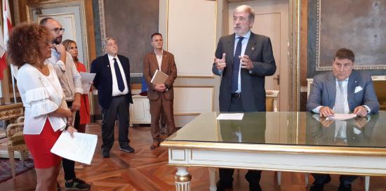 Firma accordo Comune di Genova e Banca di Sviluppo Consiglio d'Europa-Orlando, Bucci, Monticelli