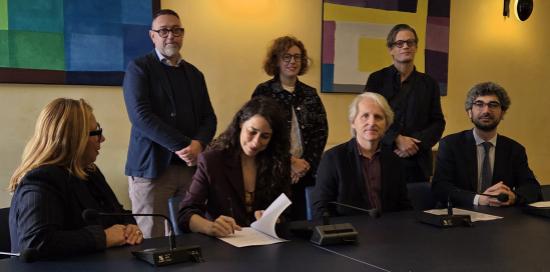Firma convenzione Comune-UniGe-Firma Coppola