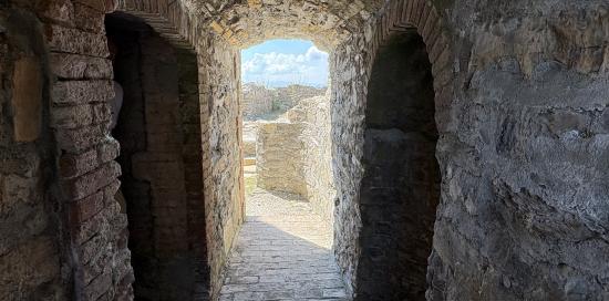 Un corridoio di Forte Puin