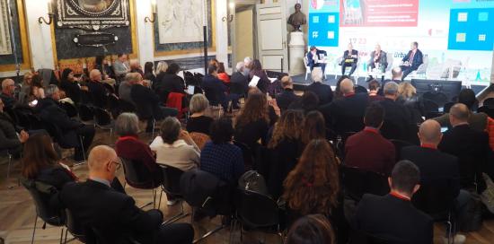 Il palco della Genova Smart Week presso il Salone di Rappresentanza _ph Bardelli (1)